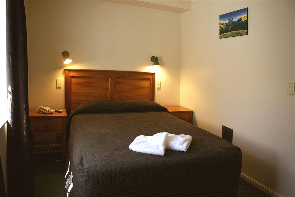 Colonial Lodge Motel Taupo Ngoại thất bức ảnh