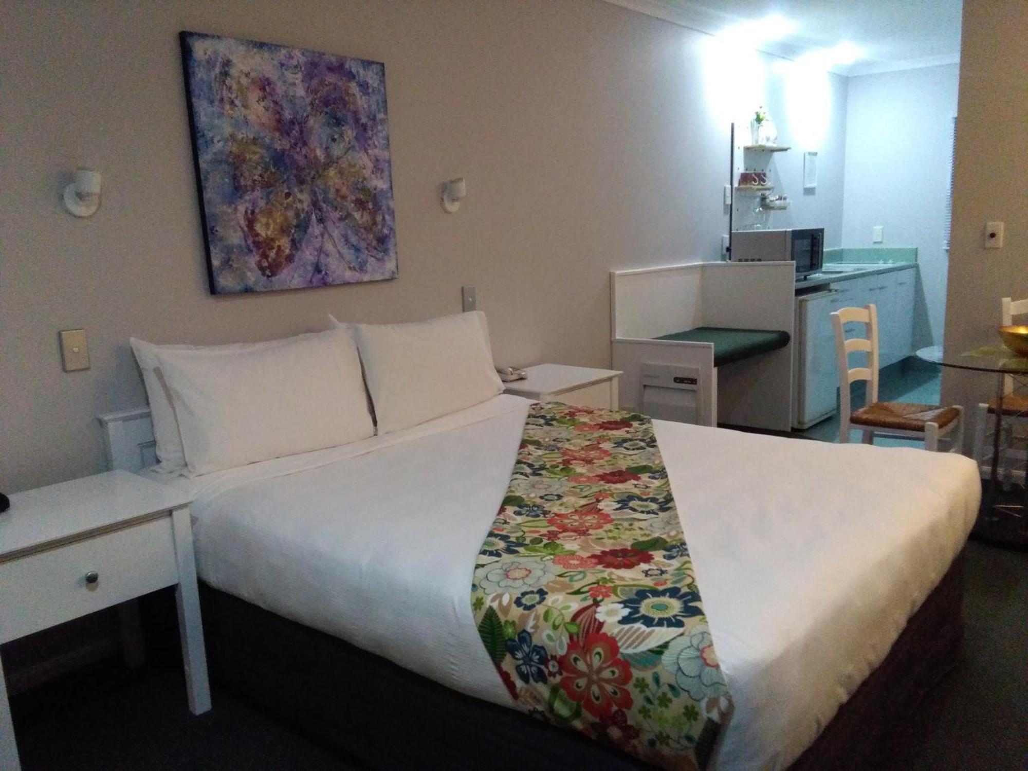 Colonial Lodge Motel Taupo Ngoại thất bức ảnh