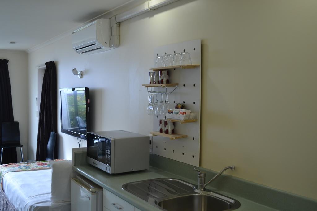 Colonial Lodge Motel Taupo Ngoại thất bức ảnh