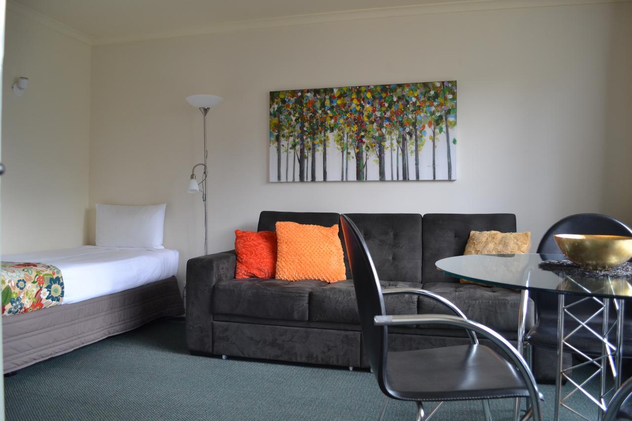 Colonial Lodge Motel Taupo Ngoại thất bức ảnh