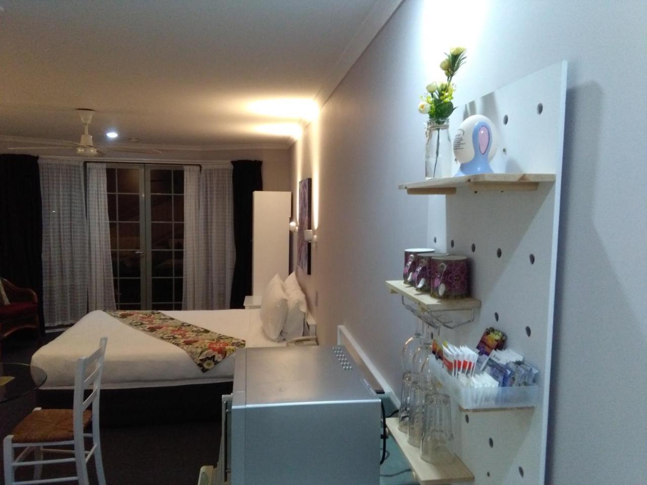 Colonial Lodge Motel Taupo Ngoại thất bức ảnh