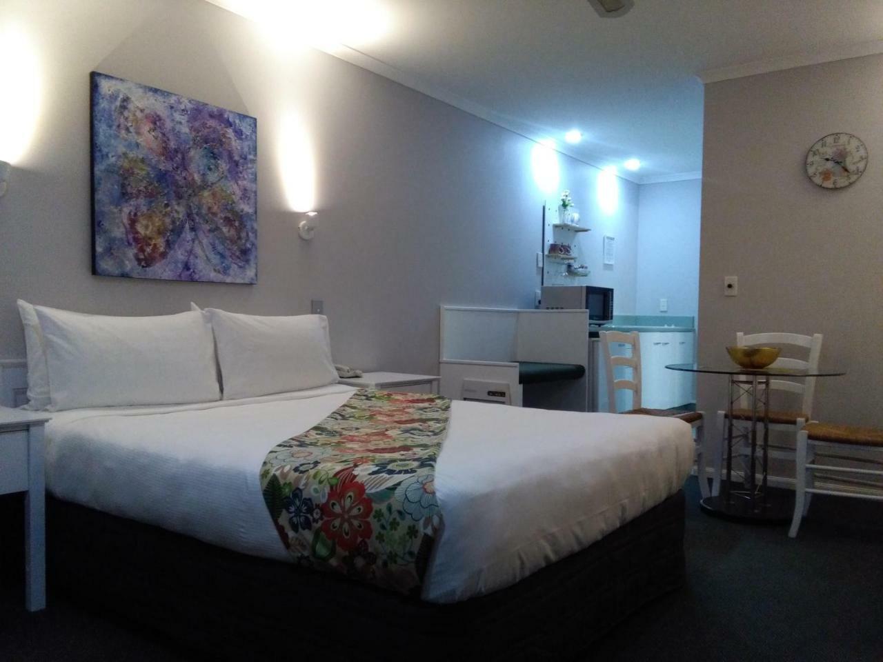 Colonial Lodge Motel Taupo Ngoại thất bức ảnh